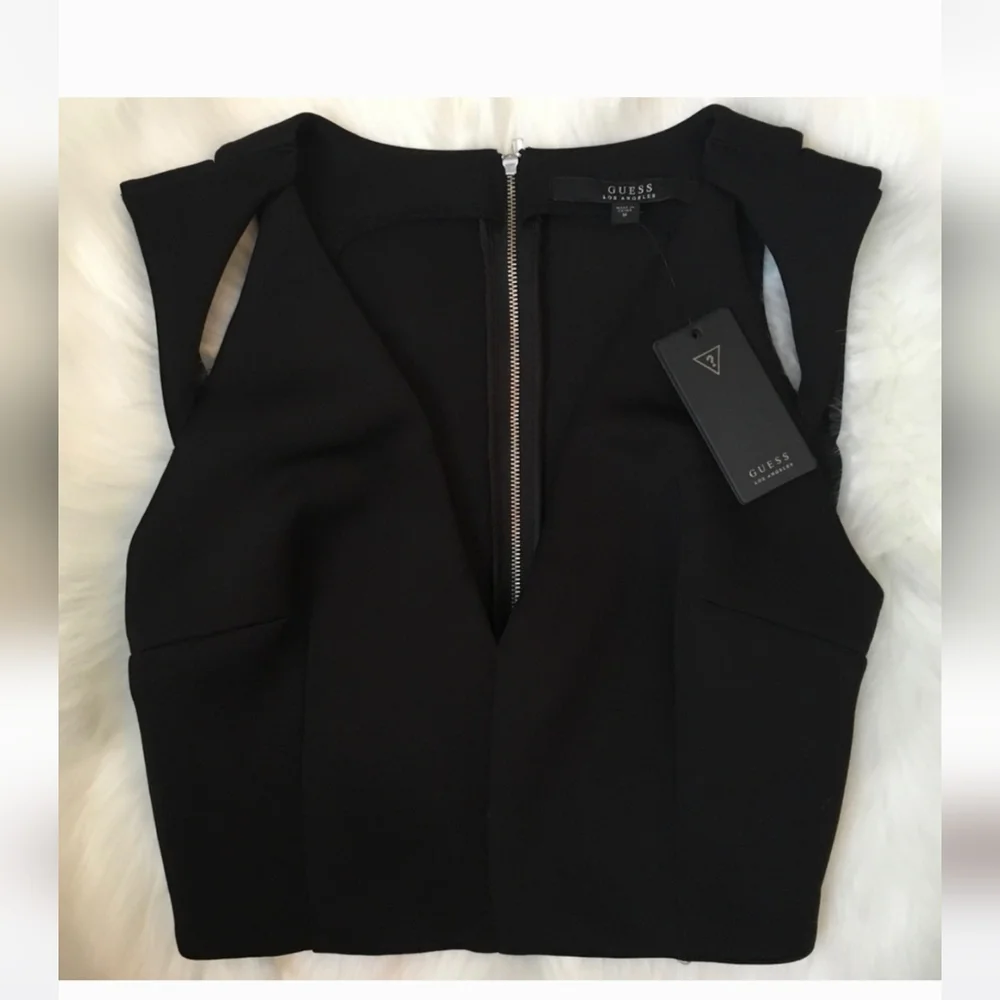 NWT GUESS Scuba Cutout Crop Top M NWT - Picture 8 of 15